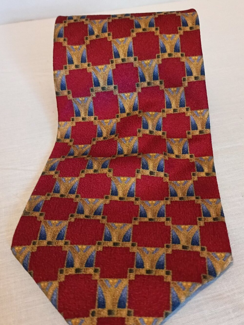 Zionetti Red Geometric Tie 100% Italian Silk 59 inches